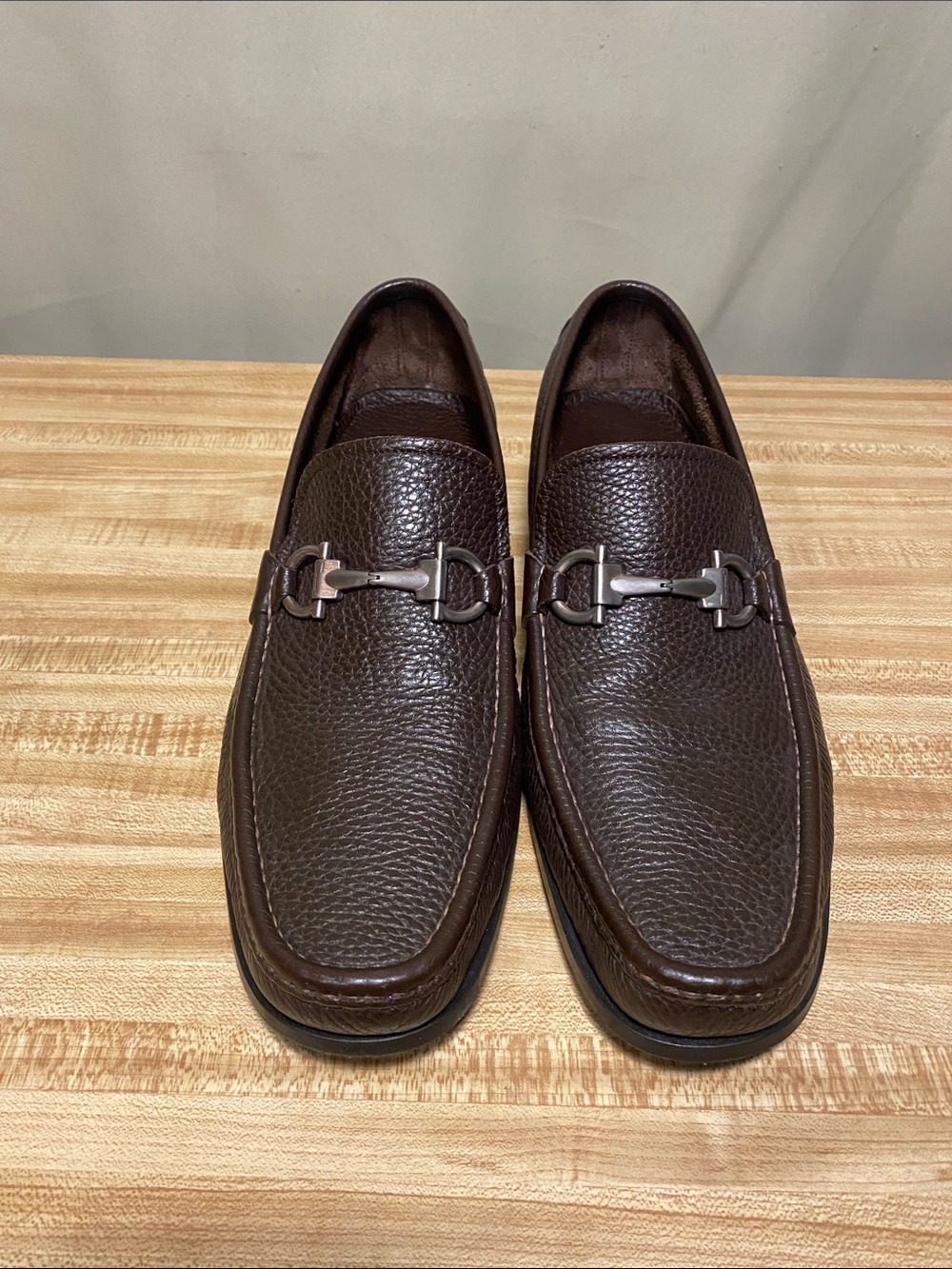 Salvatore Ferragamo Magnifico Brown Leather Loafers size 10.5 D Hickory Calf